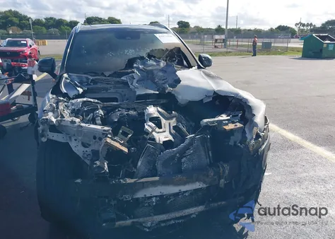 2018 Volvo Xc90 T6 Inscription z USA, uszkodzony, nr VIN YV4A22PL1J1320298